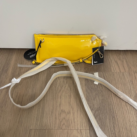 kate spade new york x M&Ms Embellished 3D Crossbody - Picture 4 of 10